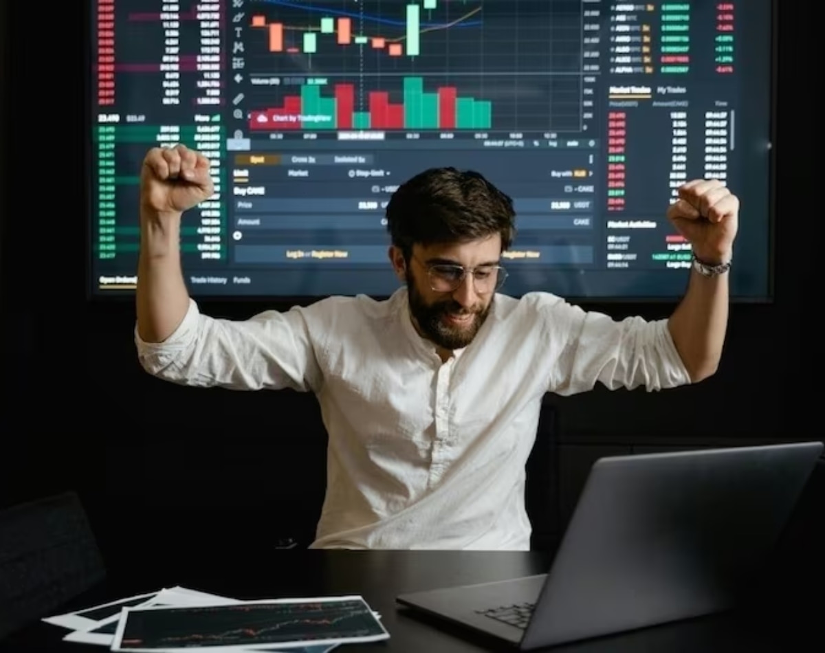 पहला करोड़पति शेयर 