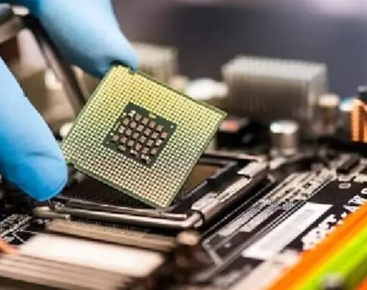 दूसरा करोड़पति शेयर