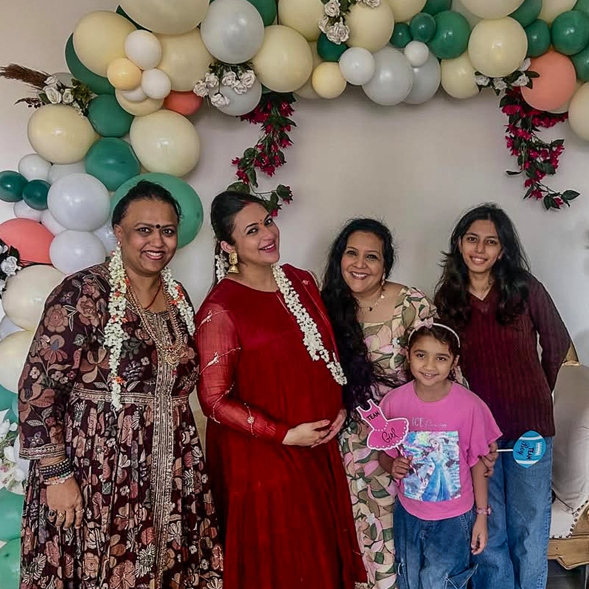 divyanka tripathi babyshower 