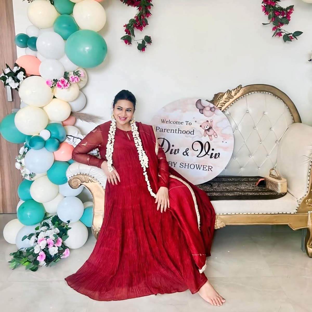 दिव्यांका को बच्चे ने पेट में मारी लात