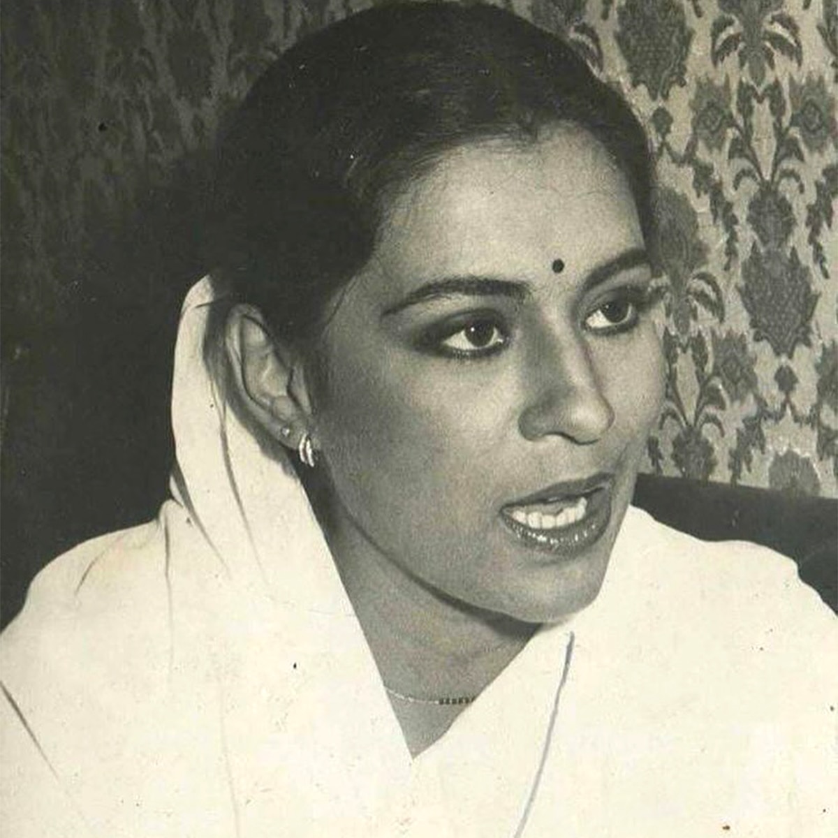 फेमस सितारे जो दुनिया में नहीं