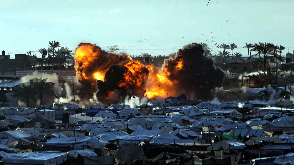 Israel Bomb Strike Gaza