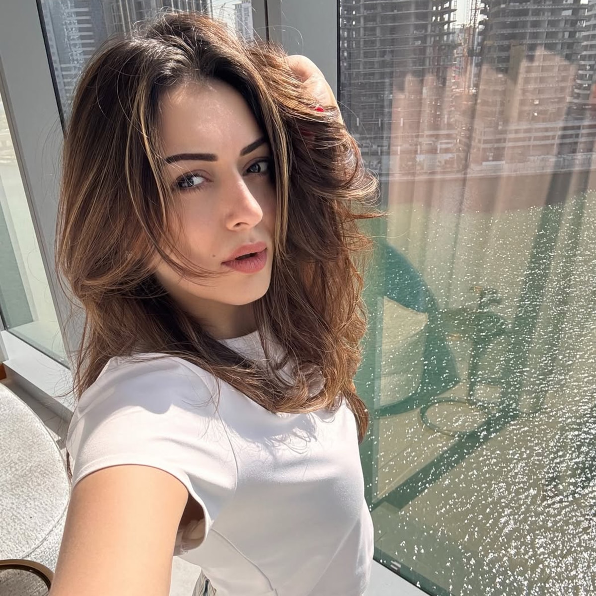 हंसिका मोटवानी