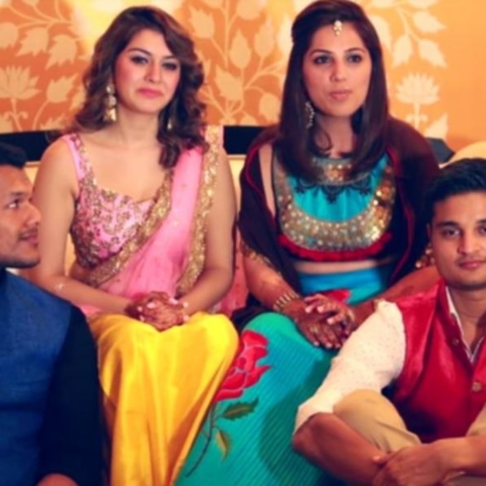 हंसिका मोटवानी, रिंकी बजाज