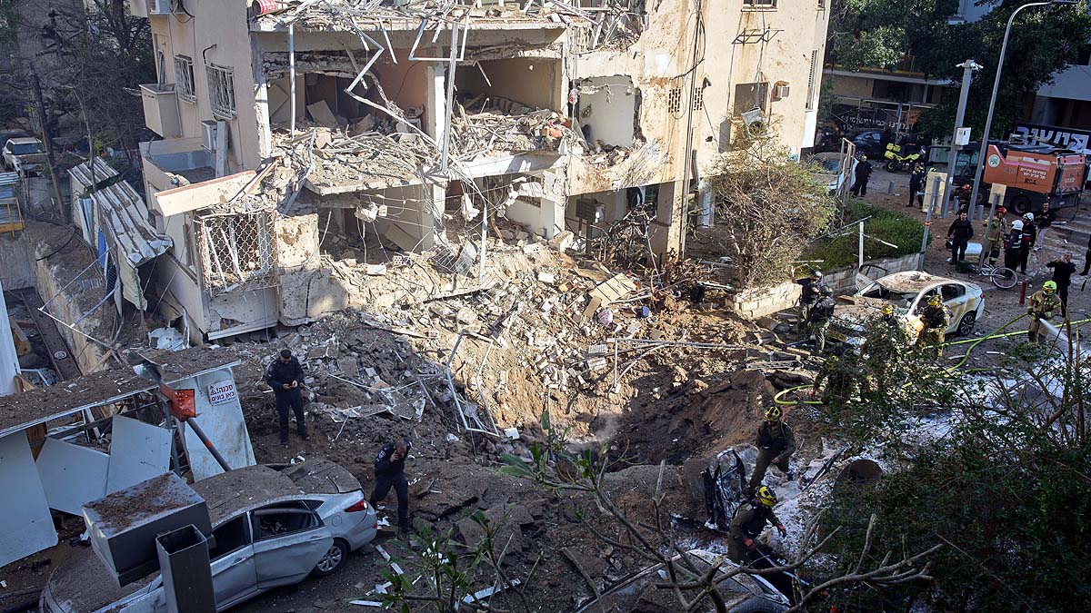 Tel Aviv missile strike