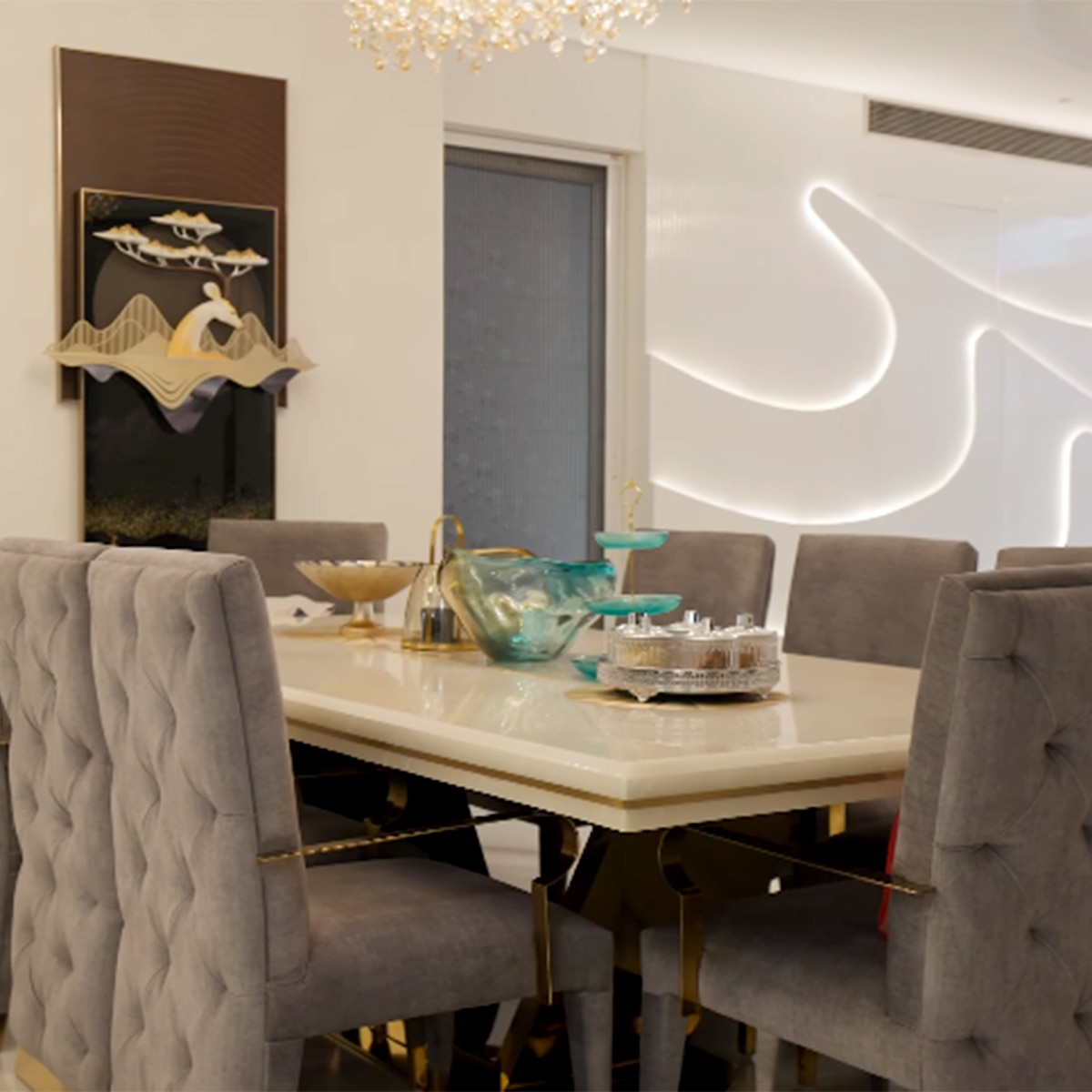 अभिषेक मल्हान हाउस