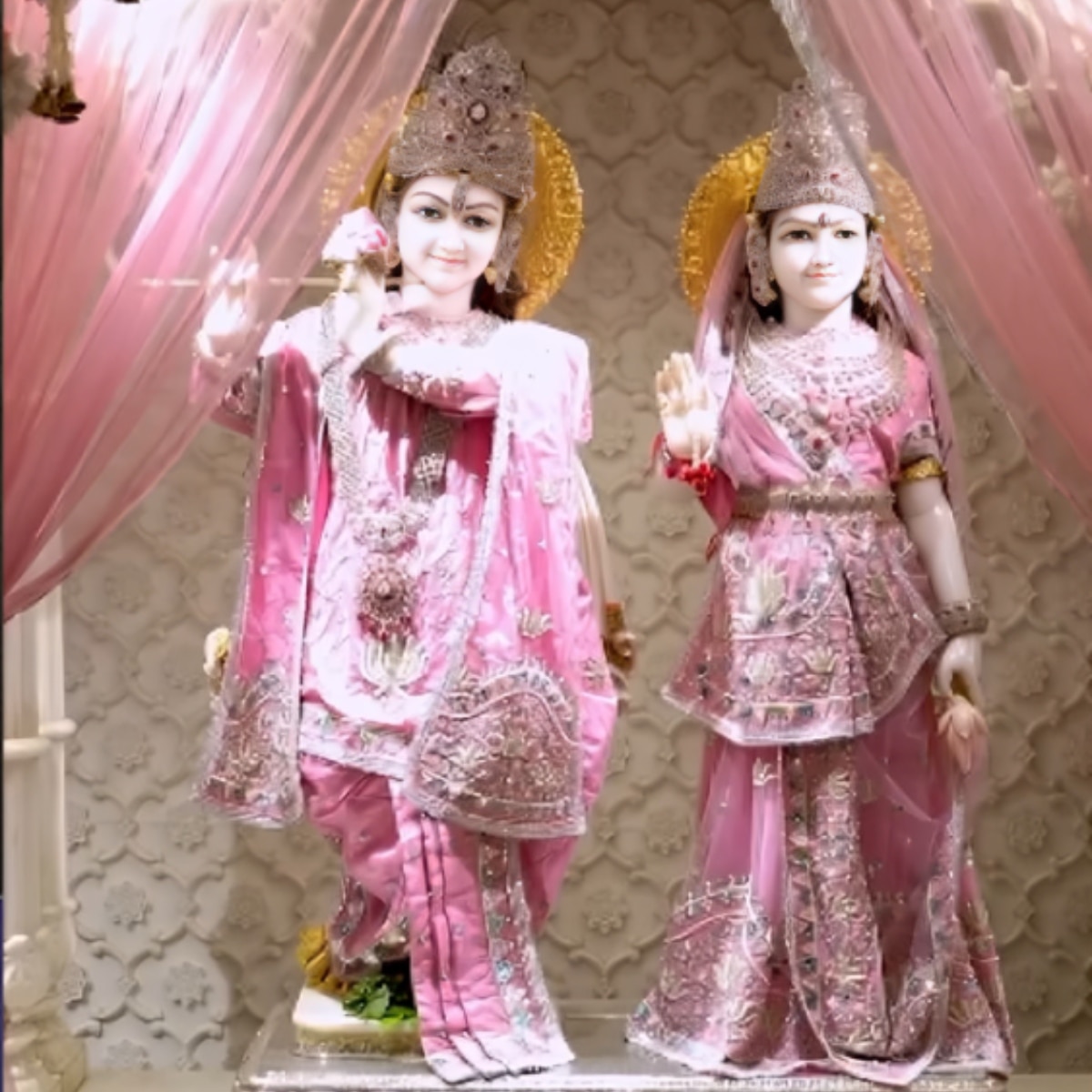 एंटीलिया मंदिर