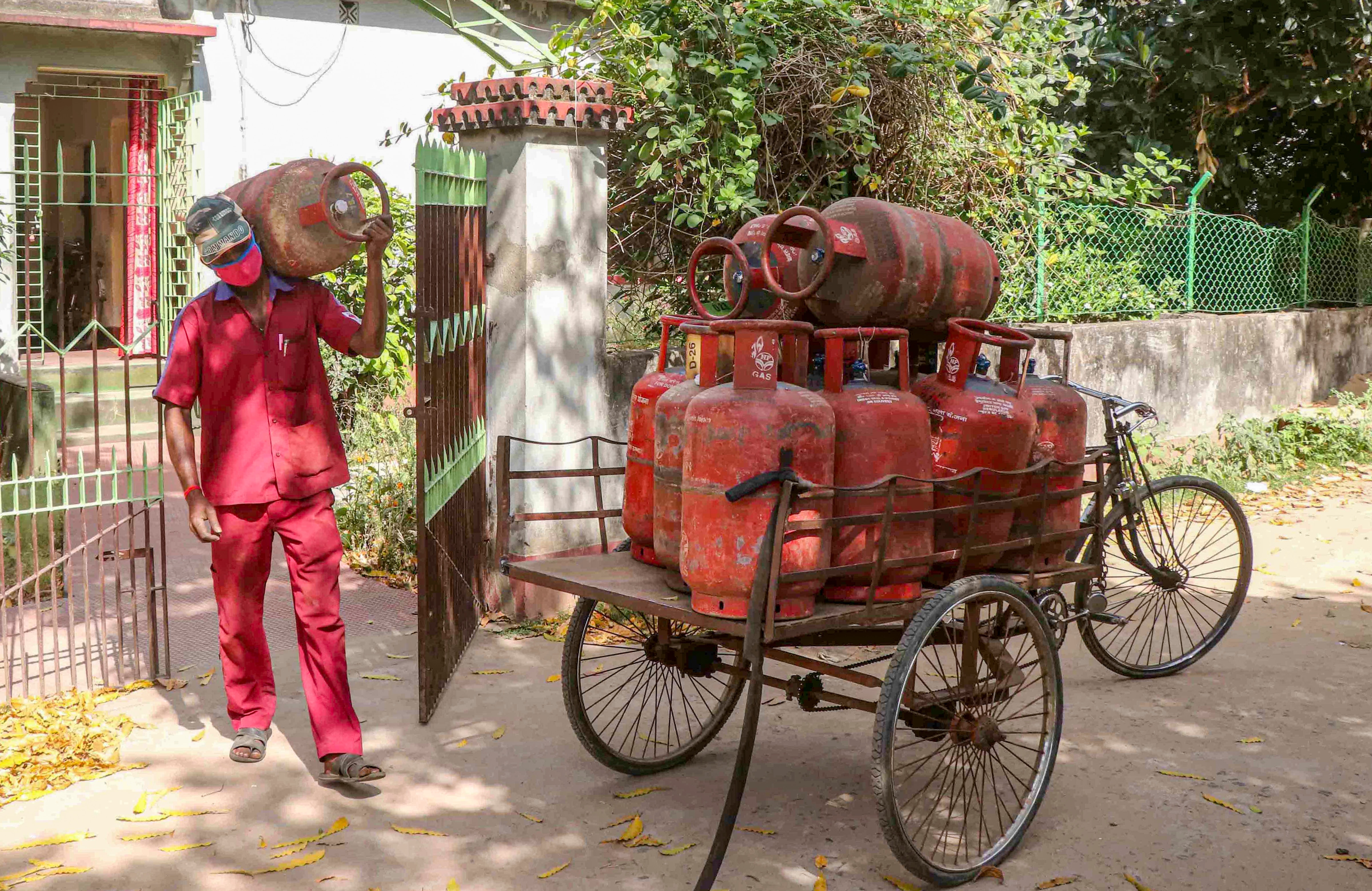 India gas shortage Middle East war