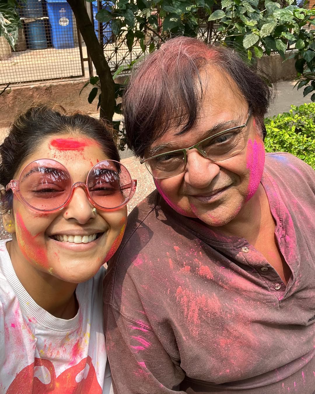  राकेश बेदी की असली पत्नी 