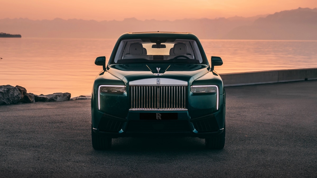 Rolls-Royce Cullinan Yachting