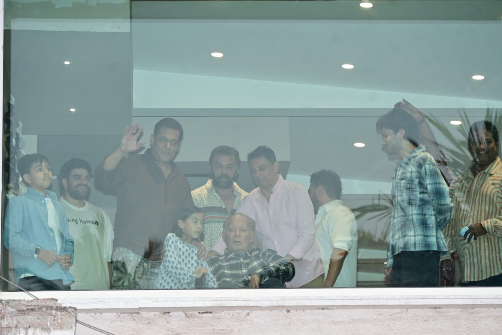 Eid 2026: सलमान खान ने फैंस को दी ईदी