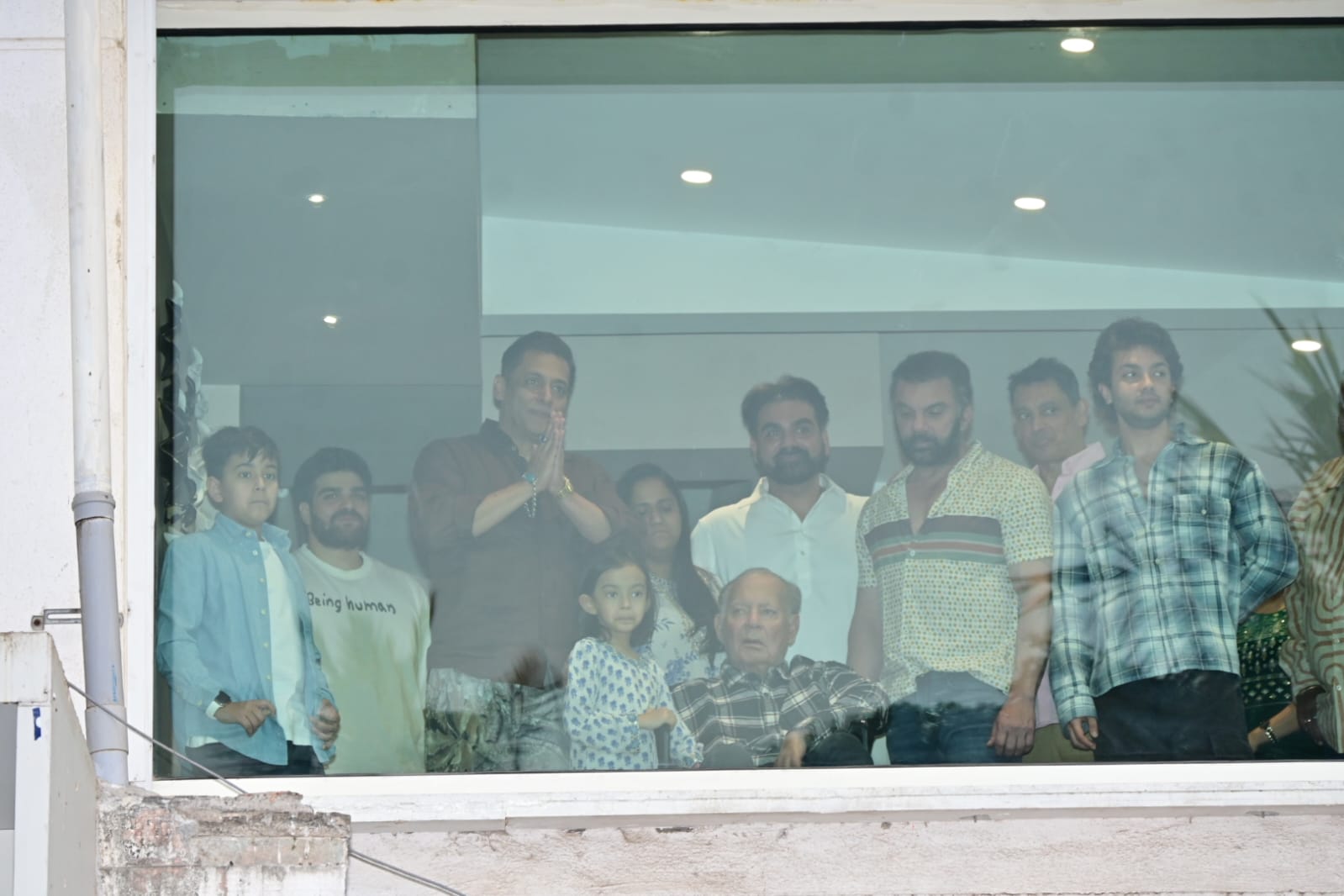 Eid 2026: सलमान खान ने फैंस को दी ईदी