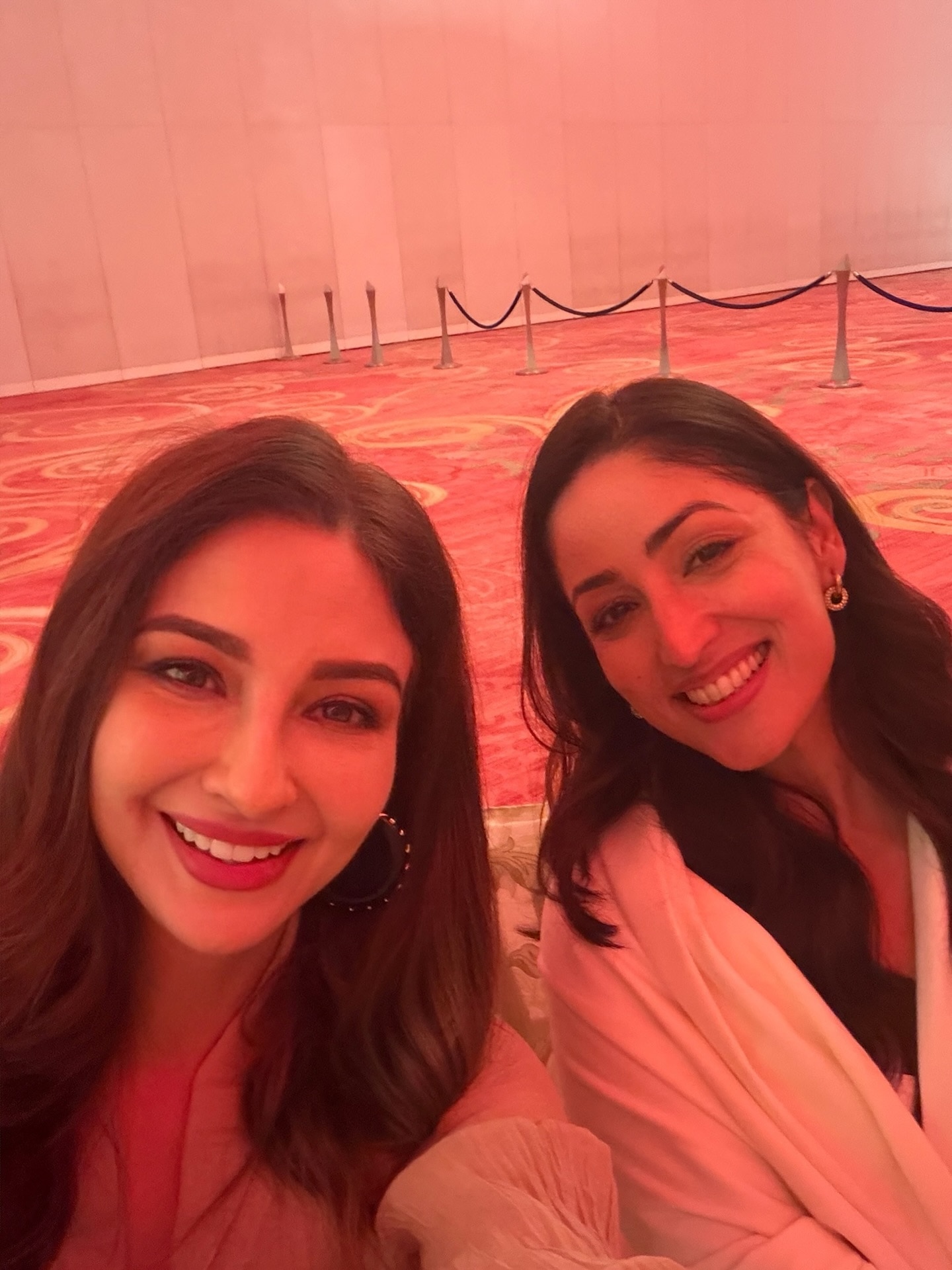 yami gautam and saumya 