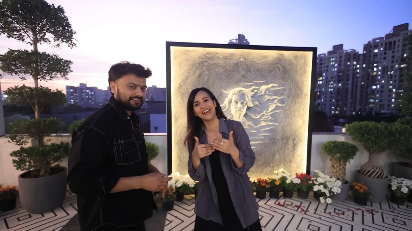 Abhishek Malhan sister