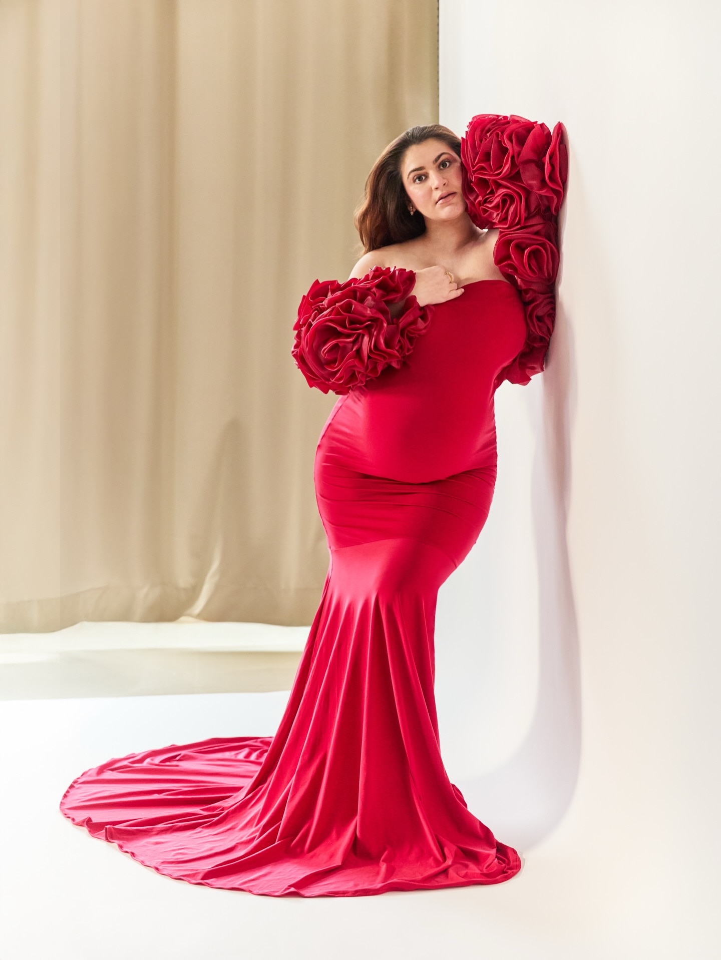 shivaleeka oberoi fish cut gown