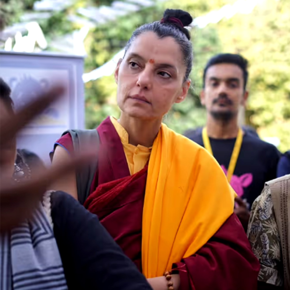 सेलेब्स बने संन्यासी 