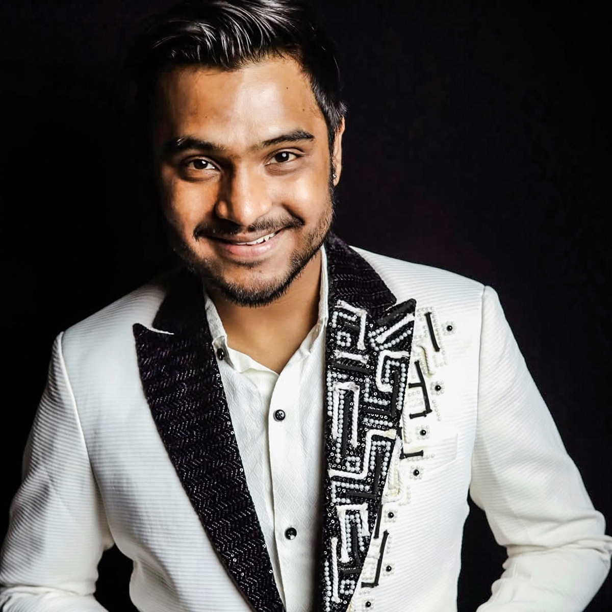 वैभव गुप्ता 