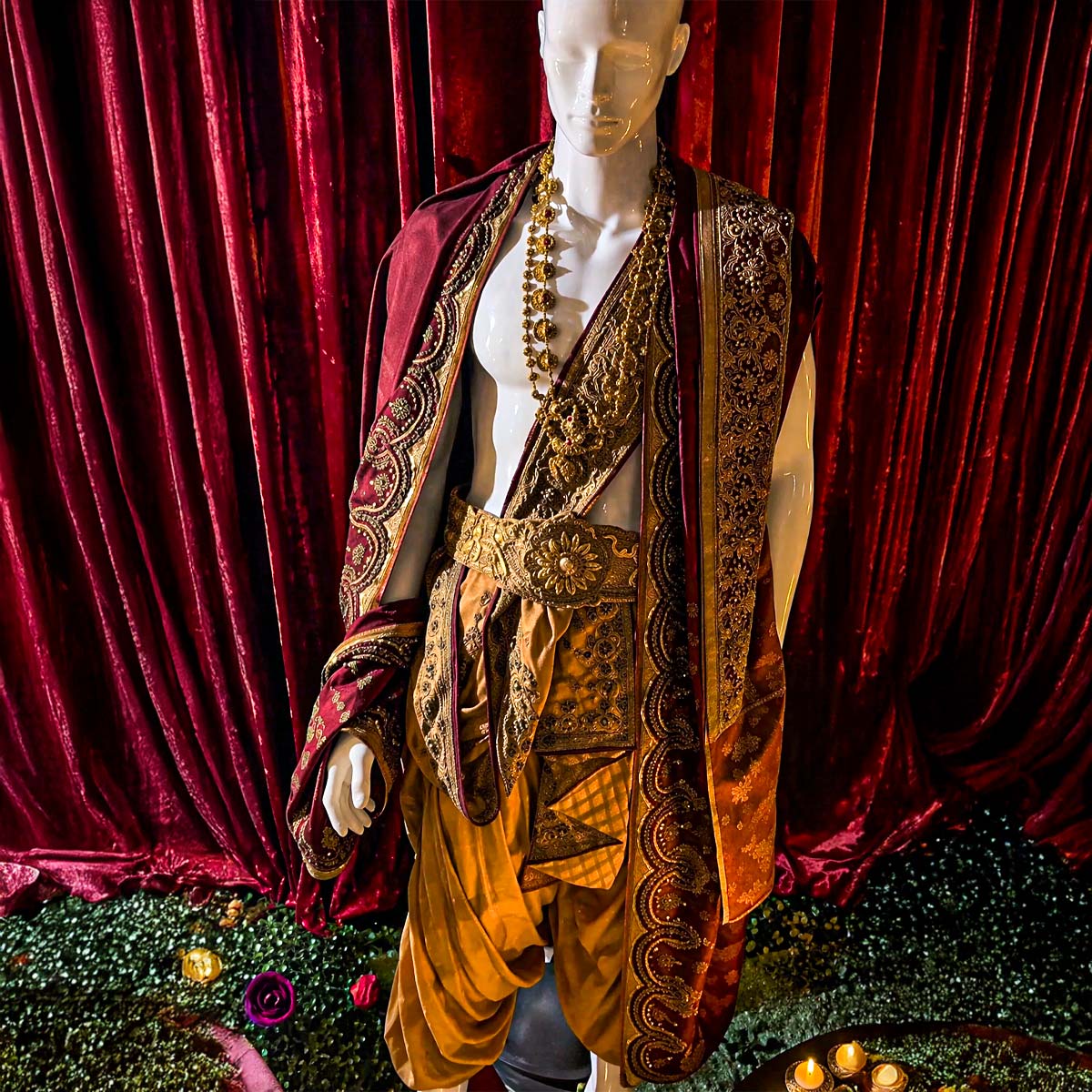 रामायण फिल्म की ज्यूलरी और प्रॉप्स 