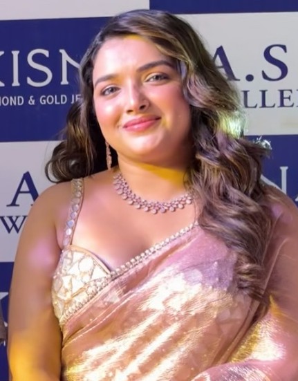 Amrapali Dubey Look: 