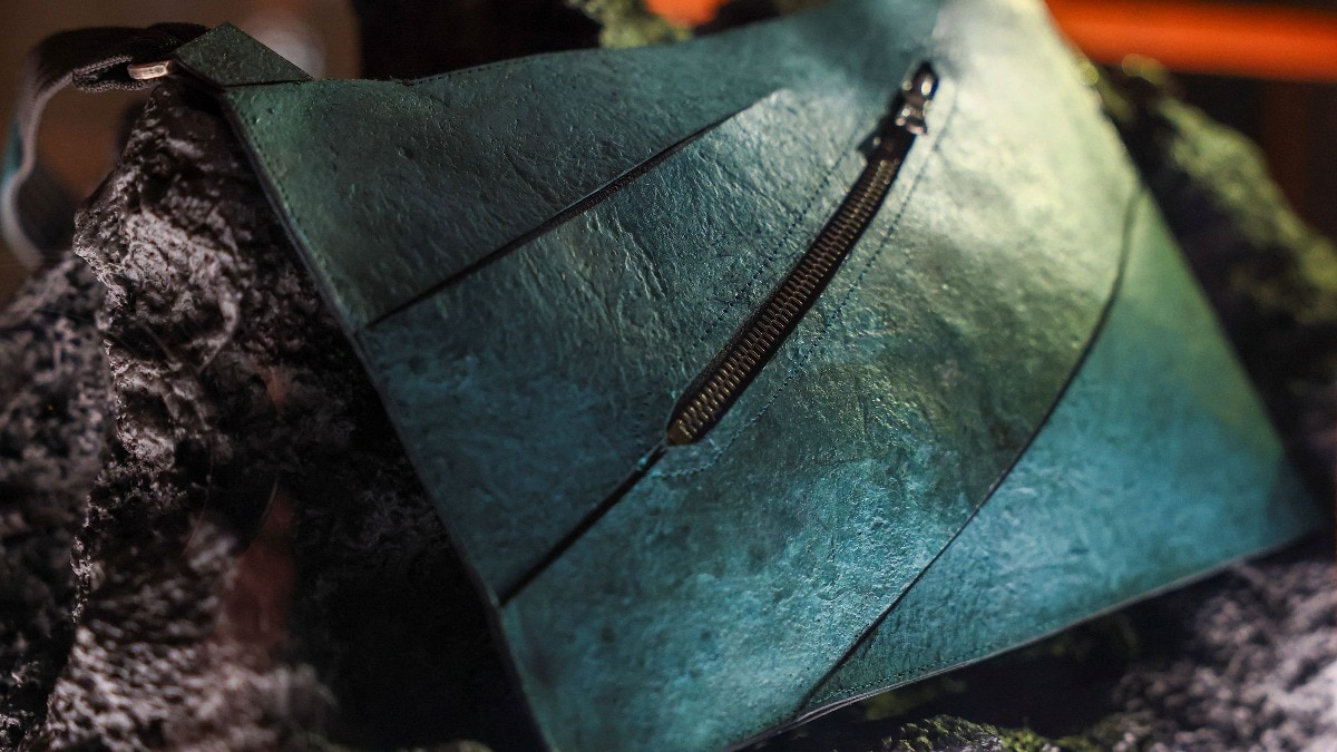 t rex leather handbag