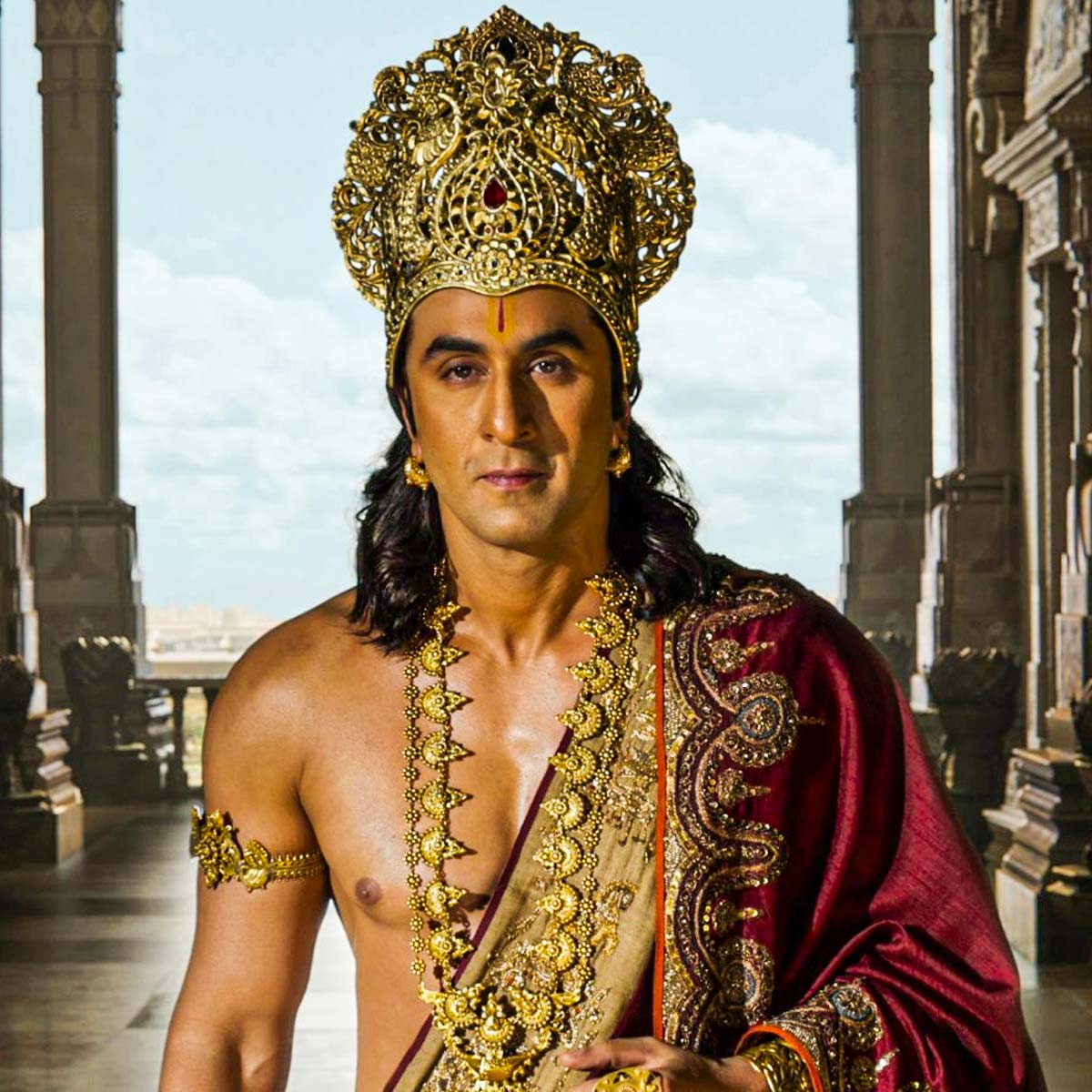 रामायण फिल्म की ज्यूलरी और प्रॉप्स 