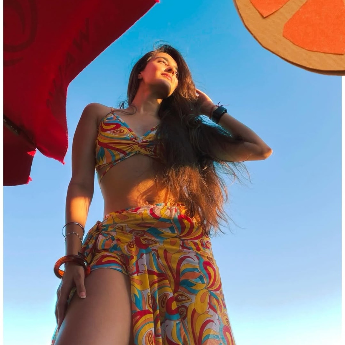 बिकिनी में सिमरत कौर