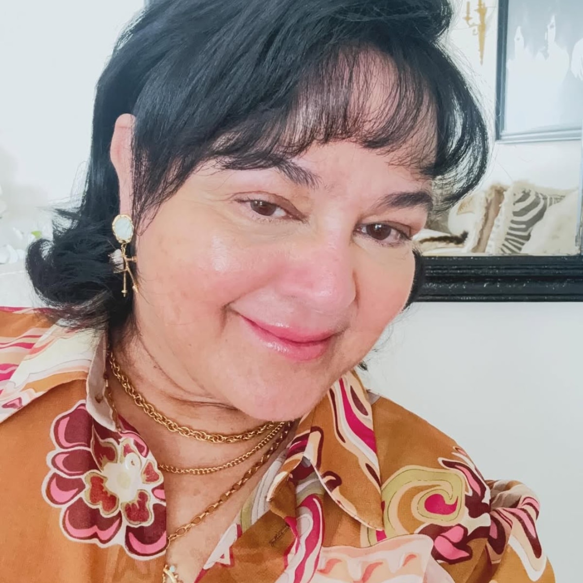 अलीशा चिनॉय का बदला लुक