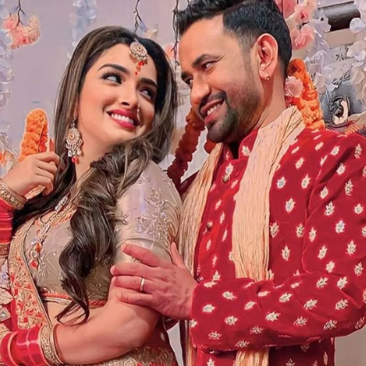 निरहुआ-आम्रपाली की सीक्रेट शादी?