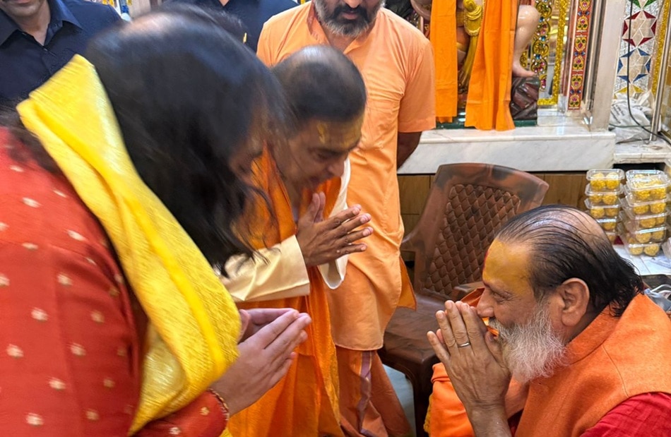 mukesh ambani anant ambani