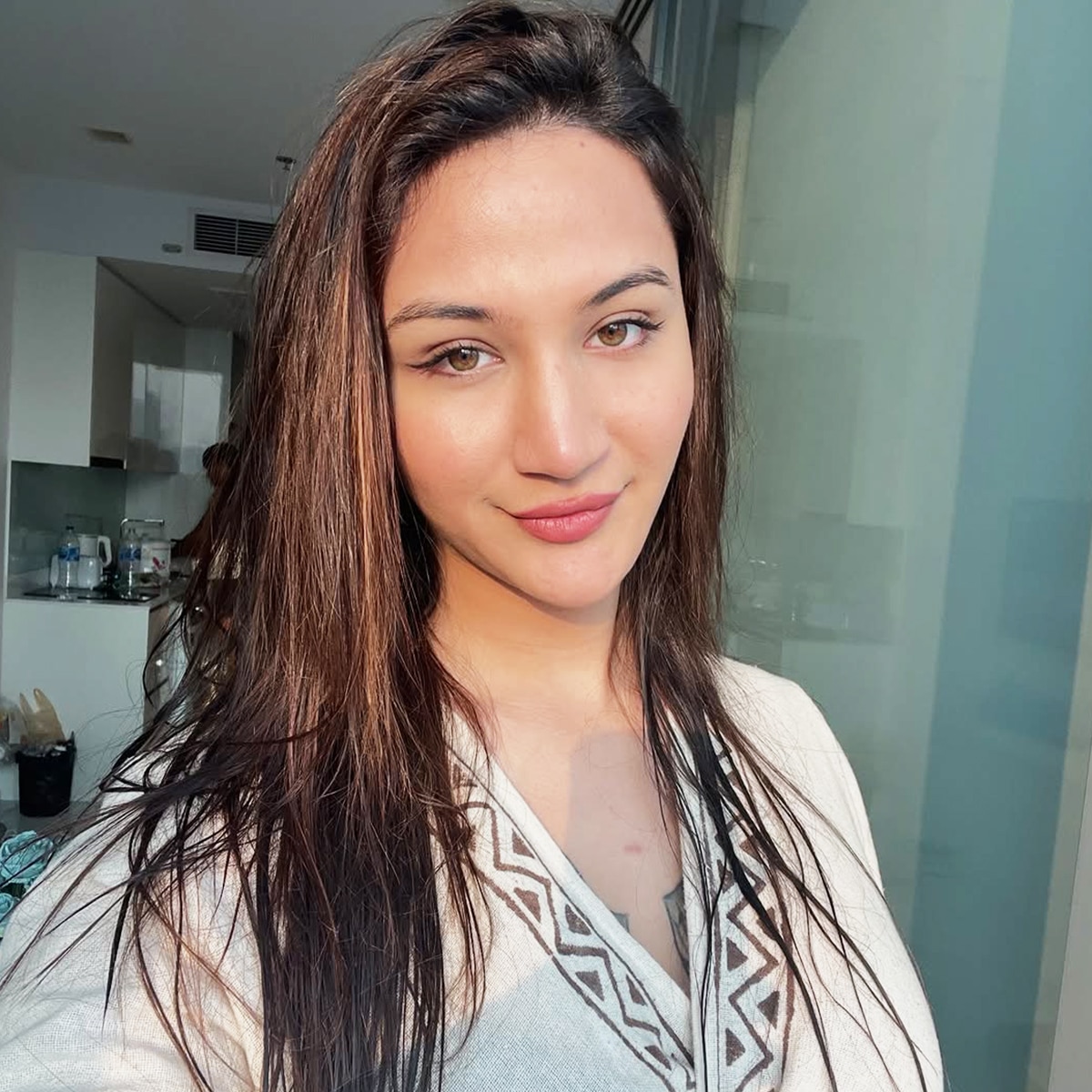 अनाया बांगड़