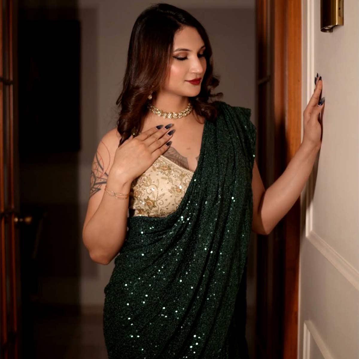 लड़के से लड़की बनीं अनाया बांगड़