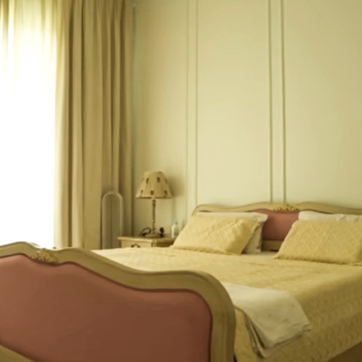 इतना आलीशान है अपारशक्ति खुराना का घर