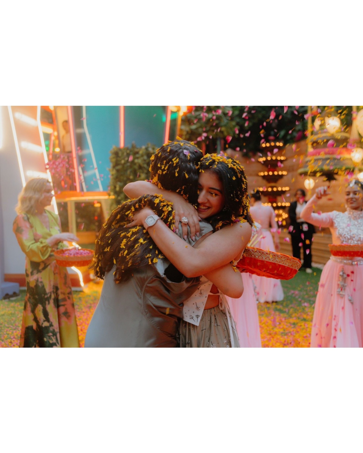 Rihanna antilia visit