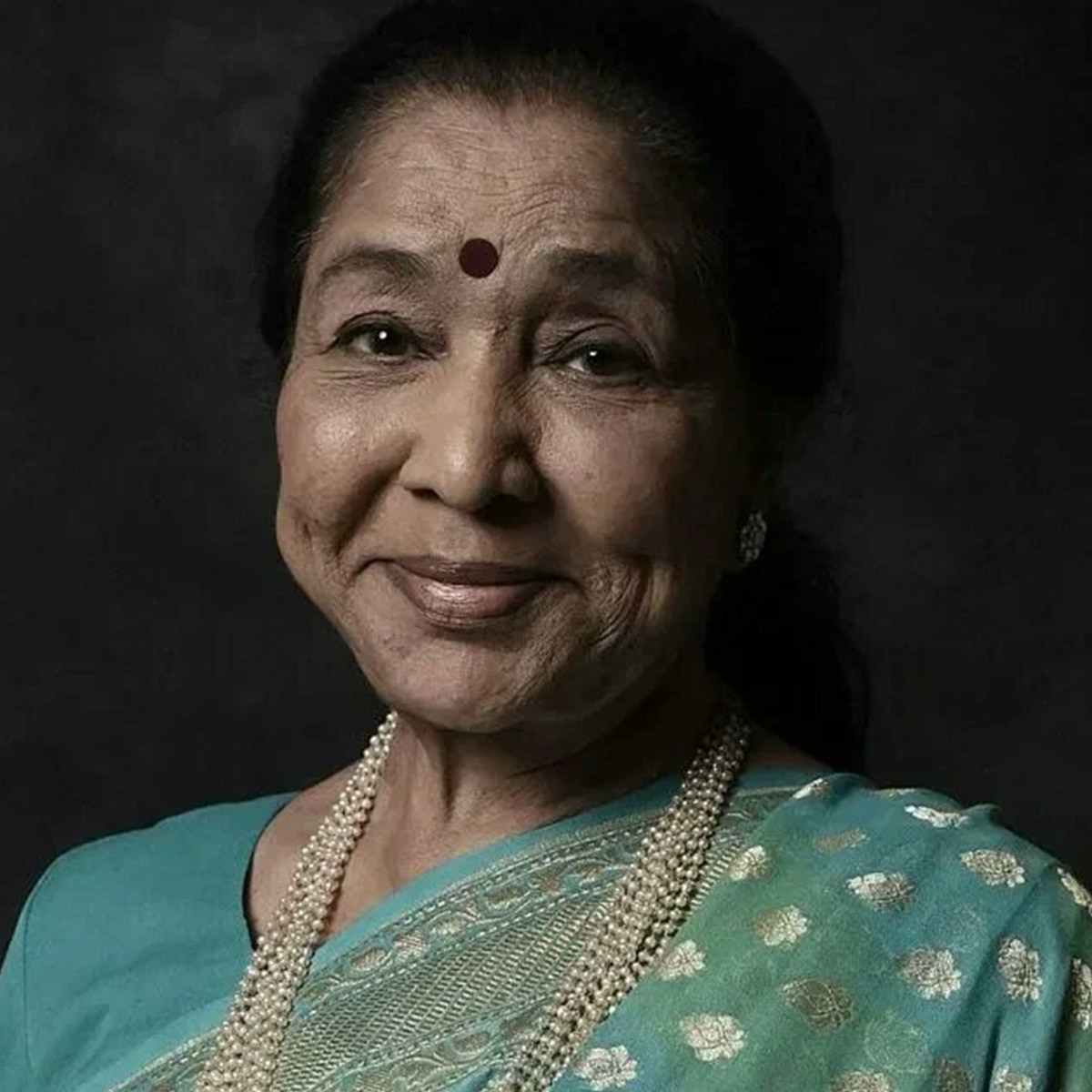 आशा भोसले 