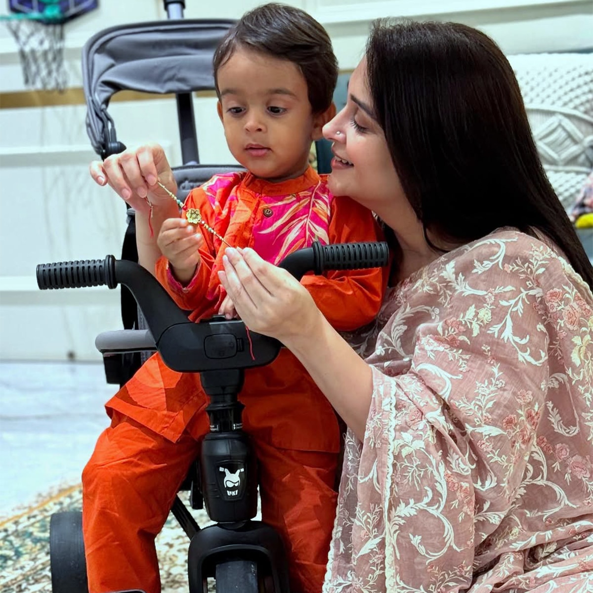 दीपिका ने शादी के लिए बदला धर्म