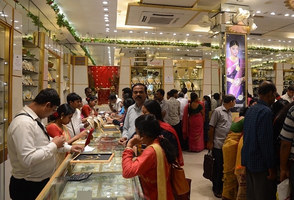 चांदी की चमक ज्यादा तेज