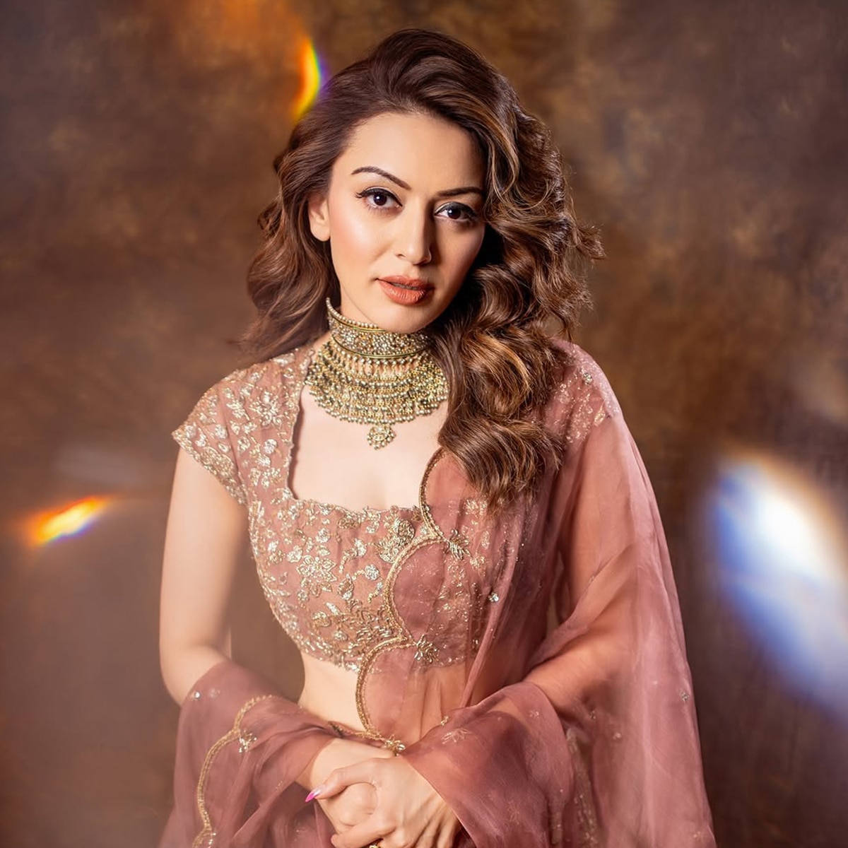 हंसिका मोटवानी