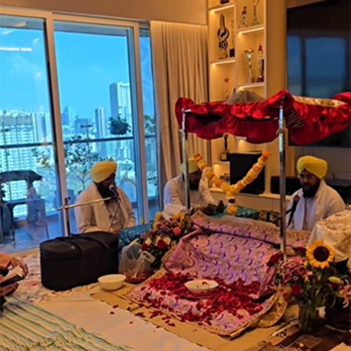 कंवर ढिल्लों 