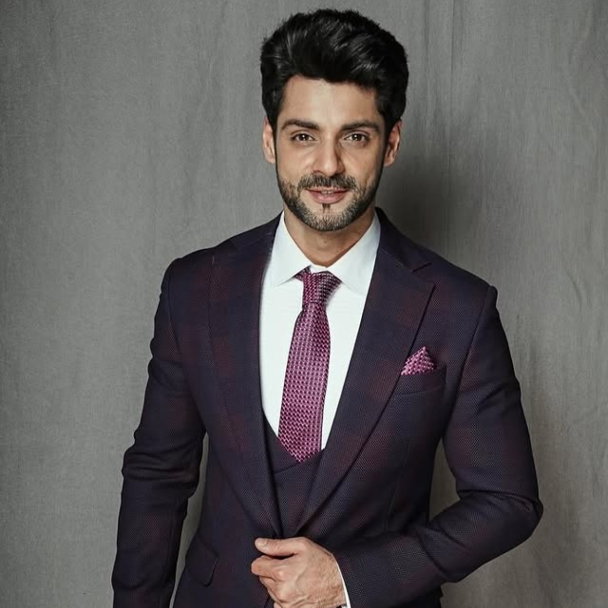 आध्यात्मिक हुए करण वाही 