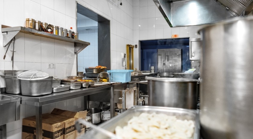 छोटा-सा किचन से शुरुआत