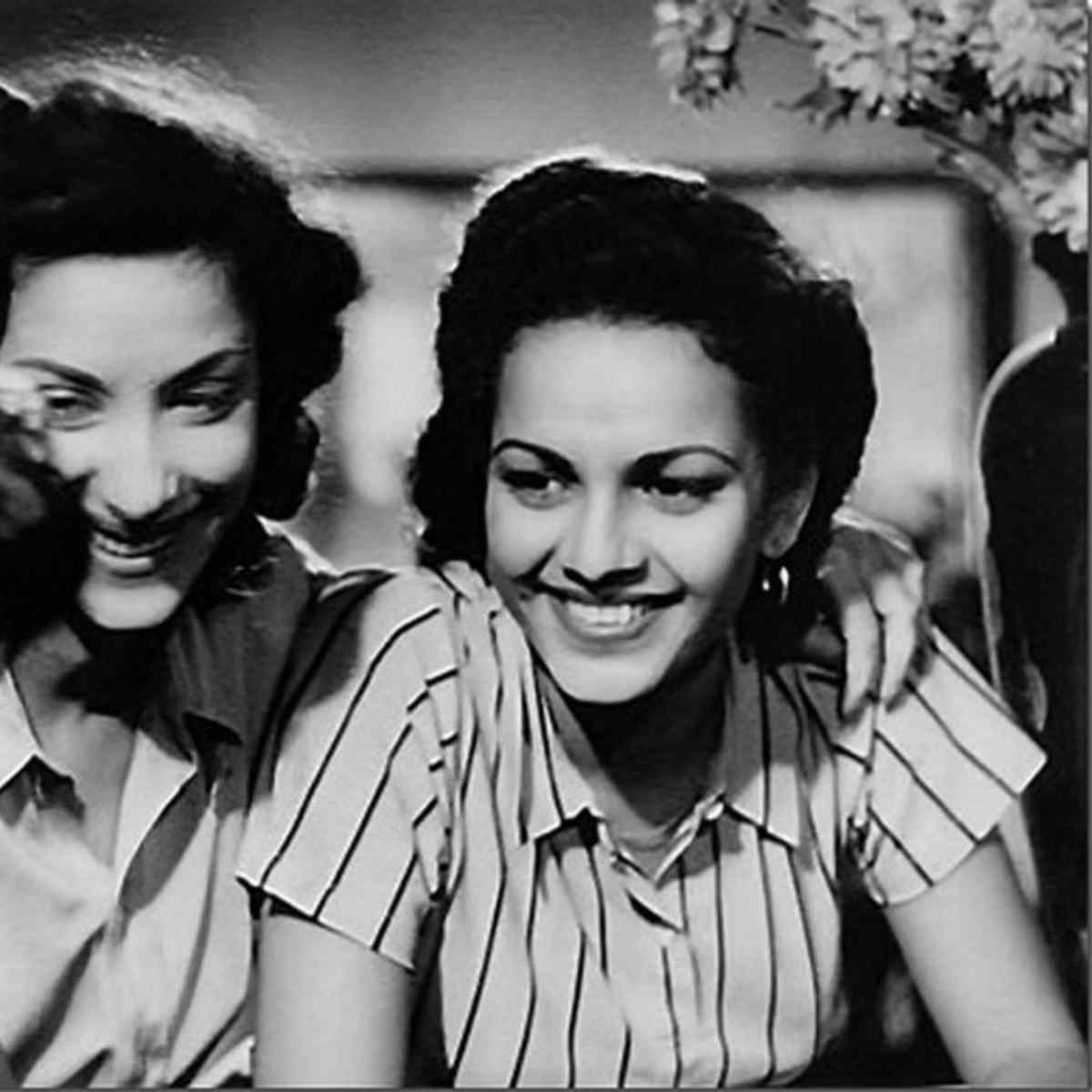 बॉलीवुड की 'कैबरे क्वीन'