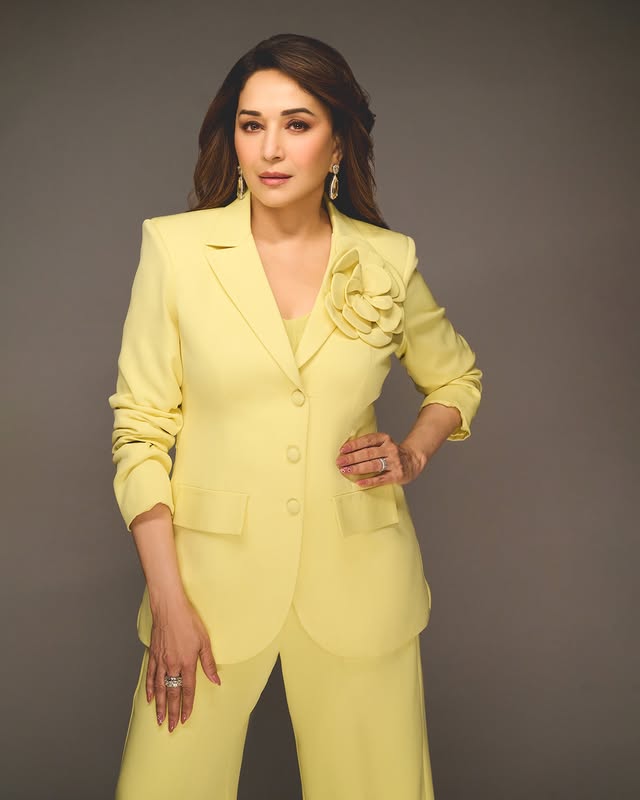 madhuri-dixit-lemon-yellow-blazer-set-fashion