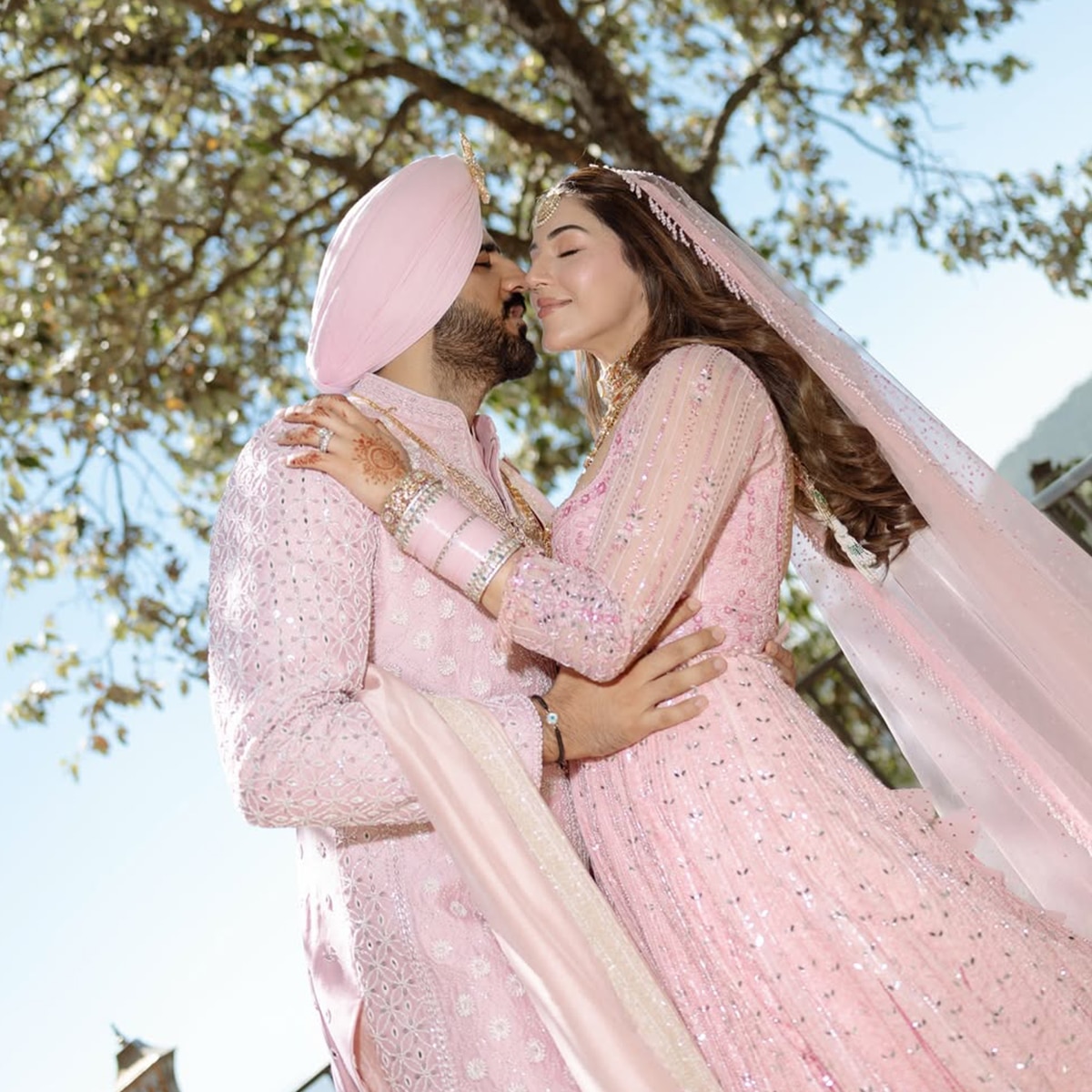 एक्ट्रेस मेहरीन पीरजादा ने रचाई शादी 