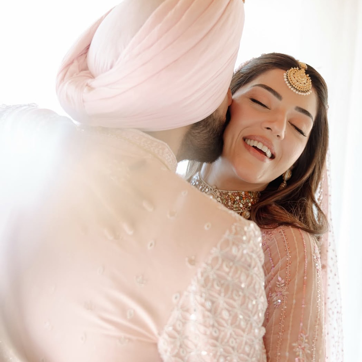 एक्ट्रेस मेहरीन पीरजादा ने रचाई शादी 