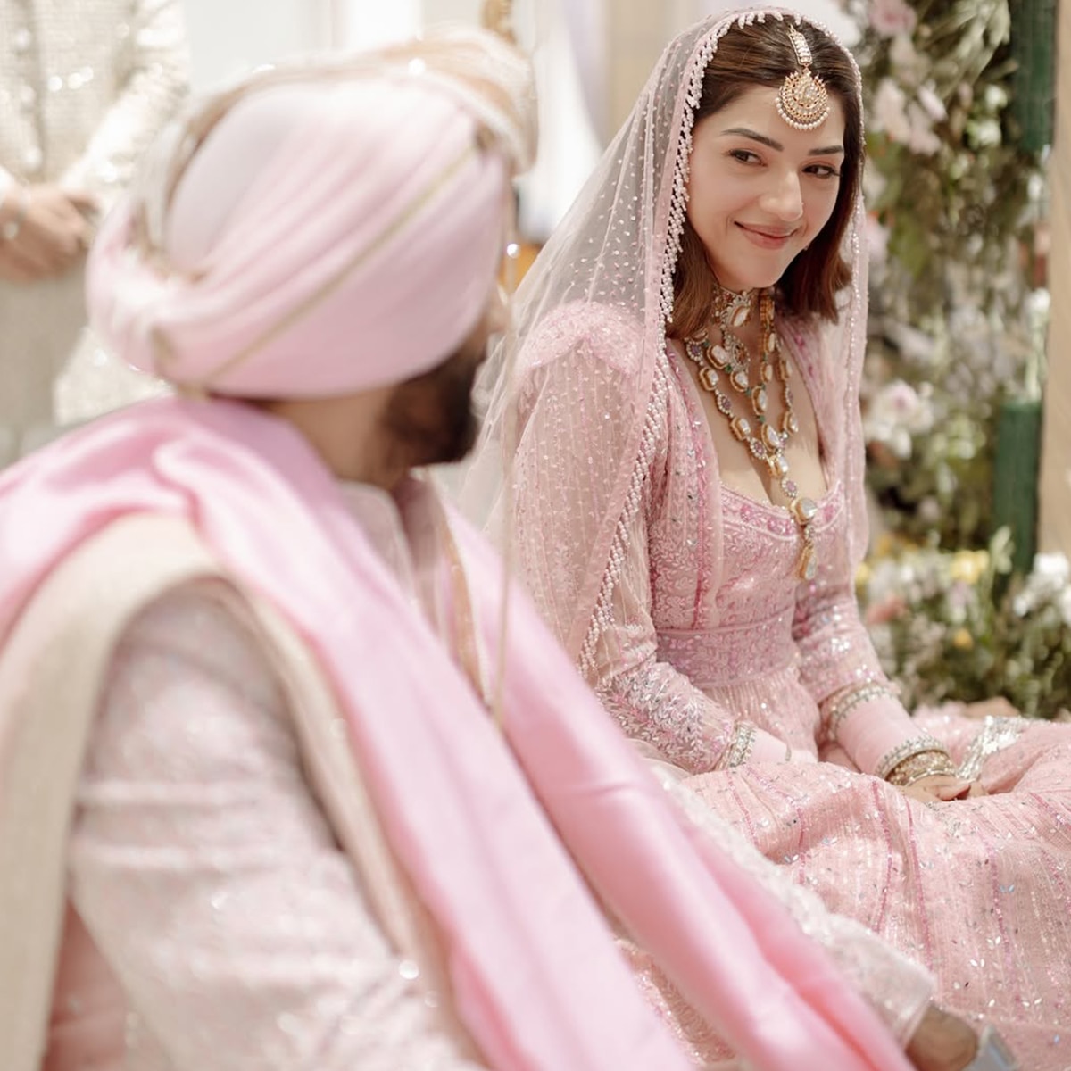 एक्ट्रेस मेहरीन पीरजादा ने रचाई शादी 