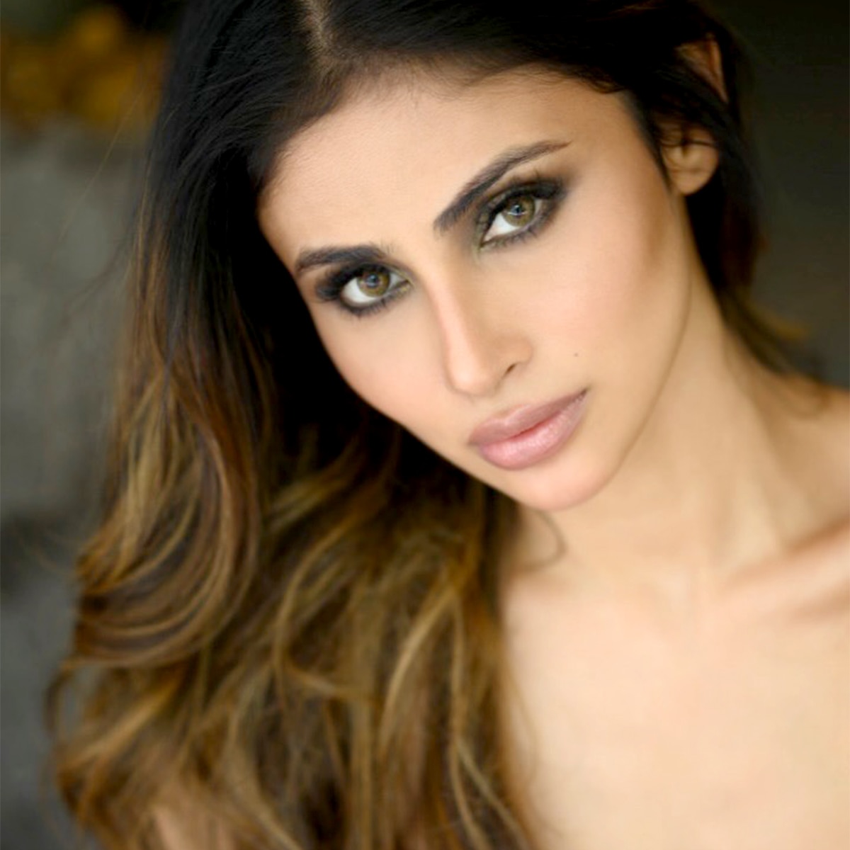 मौनी रॉय 