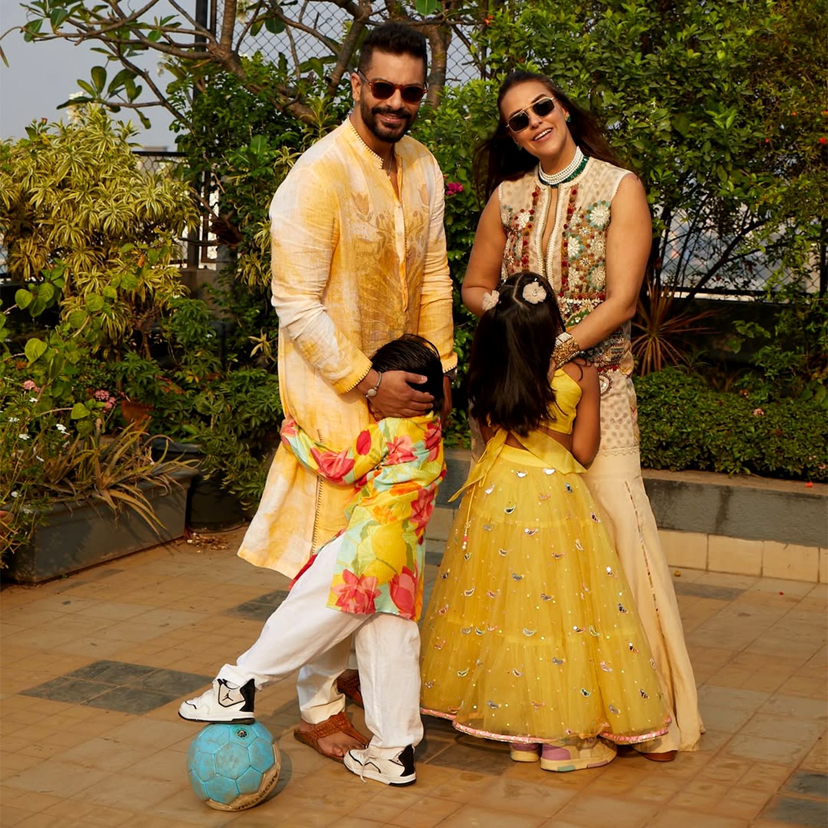 नेहा धूपिया और अंगद बेदी