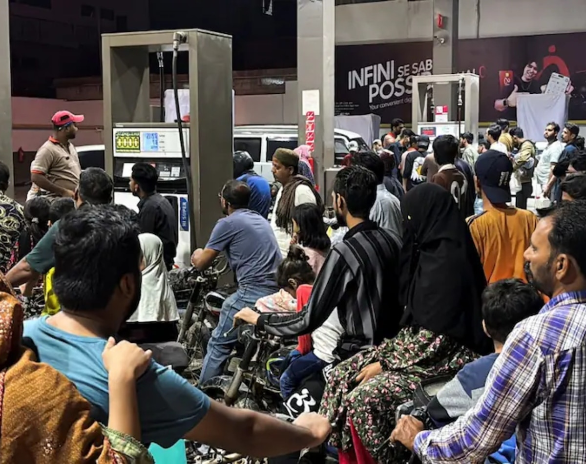 कभी बढ़ाया बोझ, फिर दी राहत