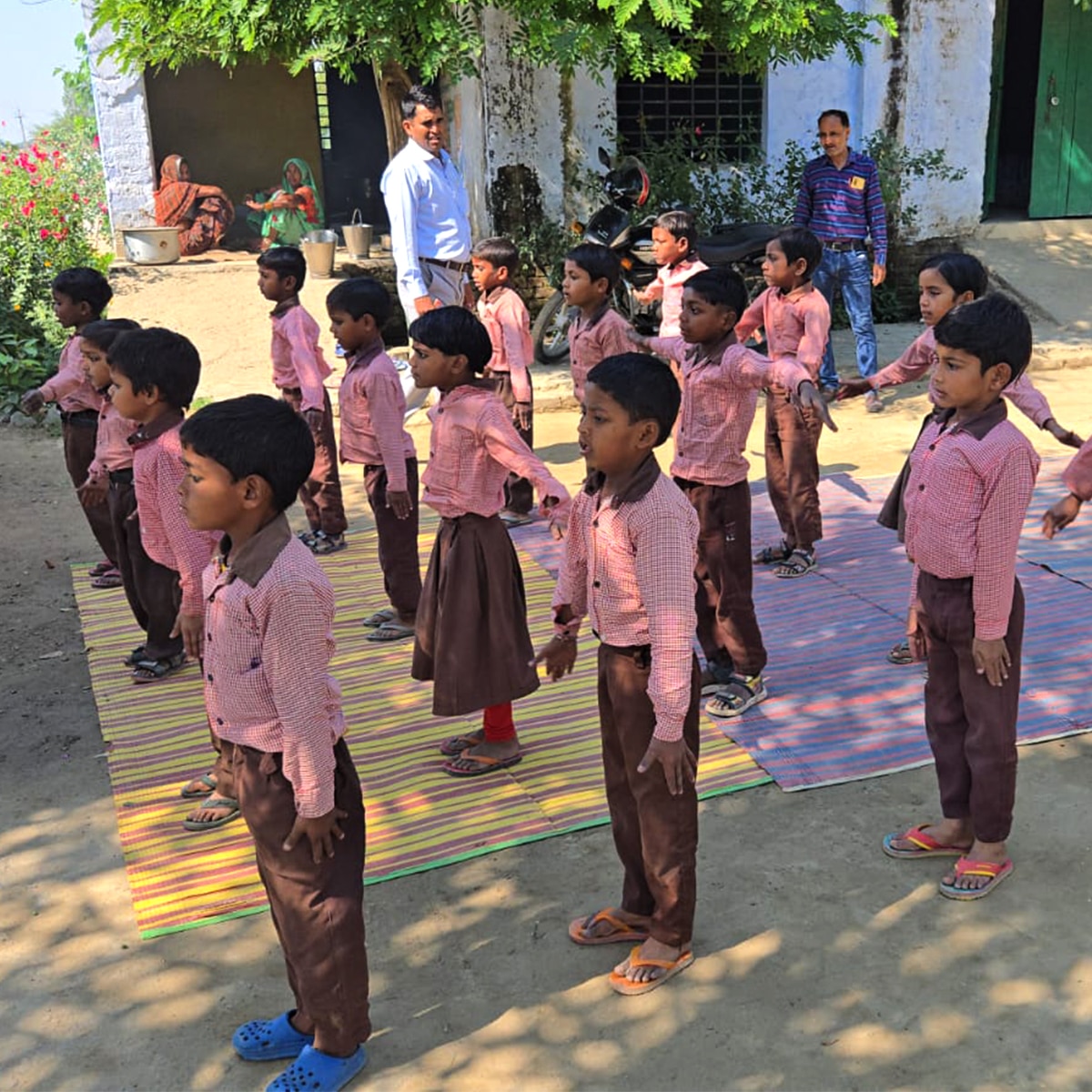 हरदोई का सनफरा स्कूल बना मिसाल (Photo:aajtak.in)