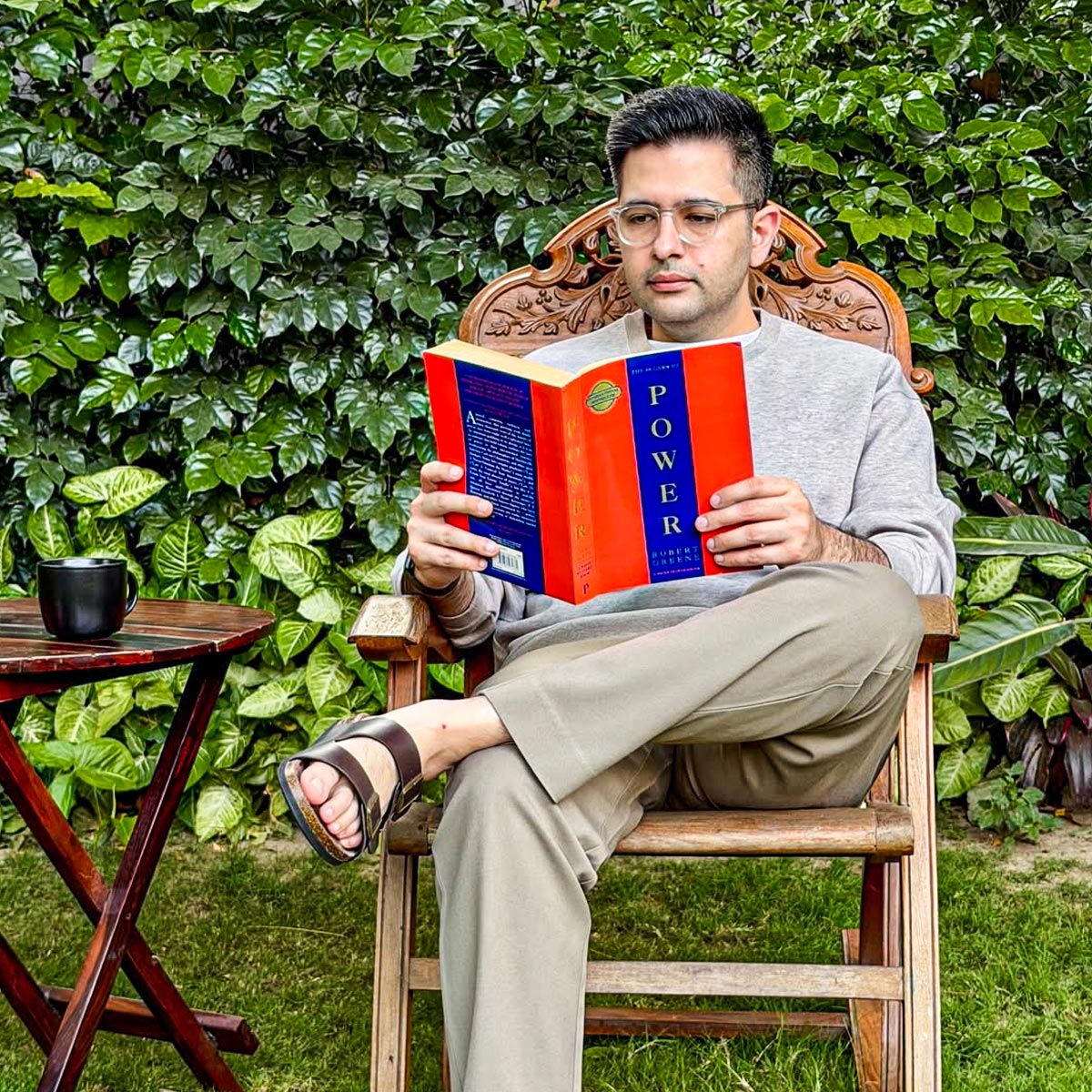 संजय दत्त से मिले राघव चड्ढा